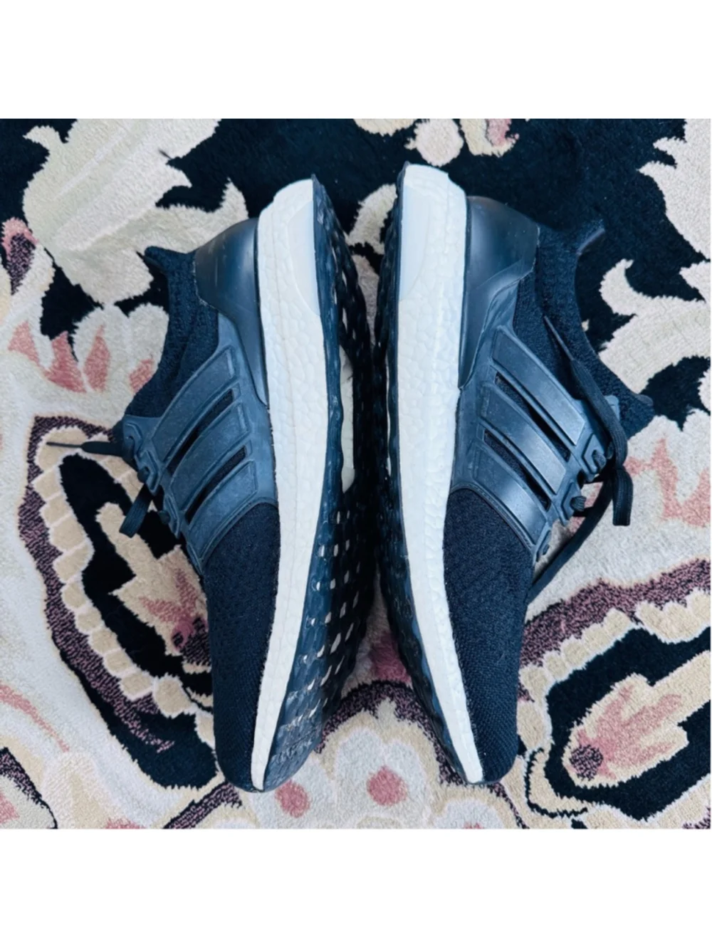 Adidas Men's Ultra Boost Very Black Running Shoes size 10